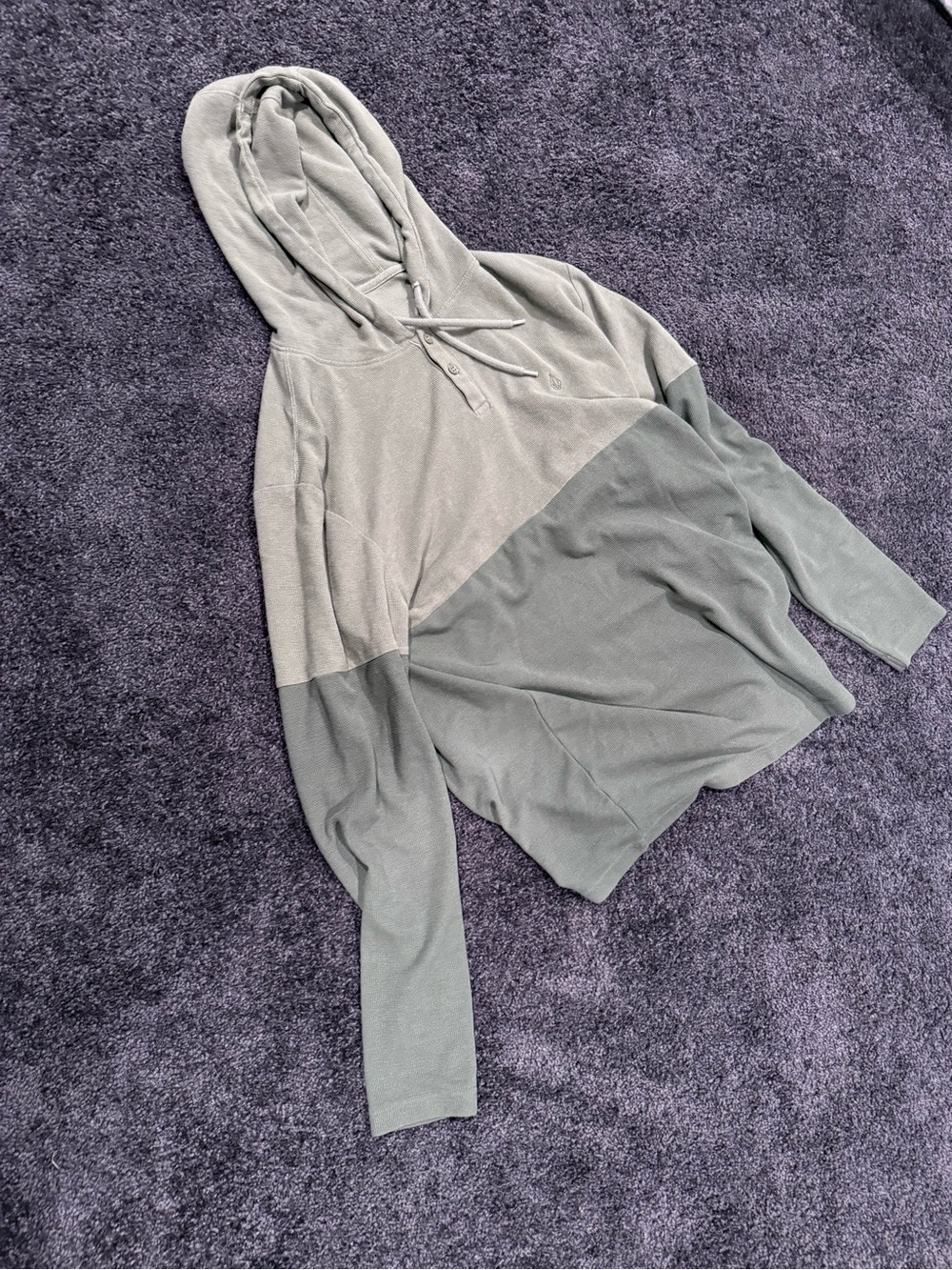 Volcom hoodie